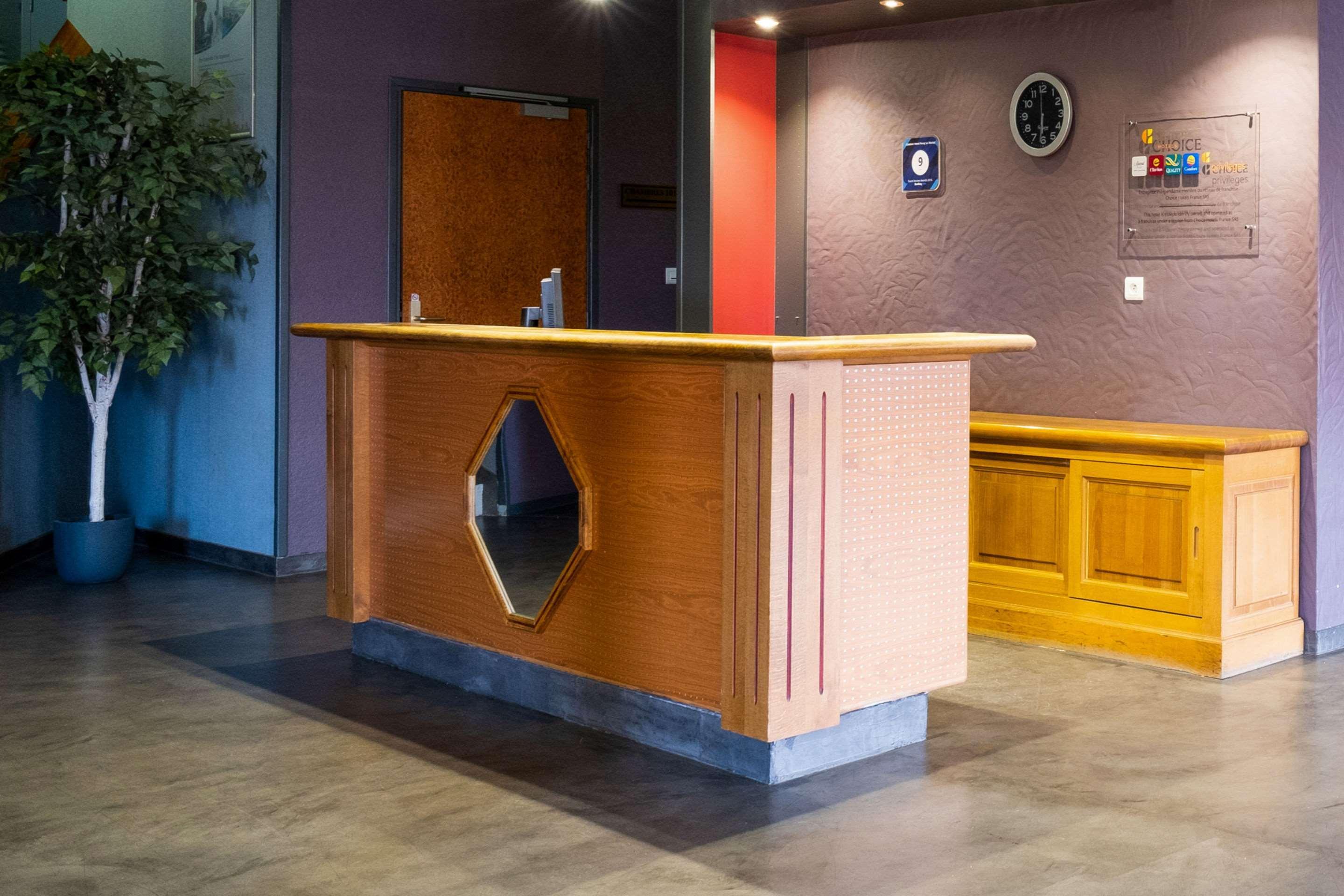 The Originals City, Hotel Парай-ле-Мониал Екстериор снимка